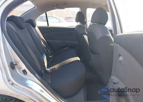 2006 Kia Rio Lx z USA, uszkodzony, nr VIN KNADE123366155063